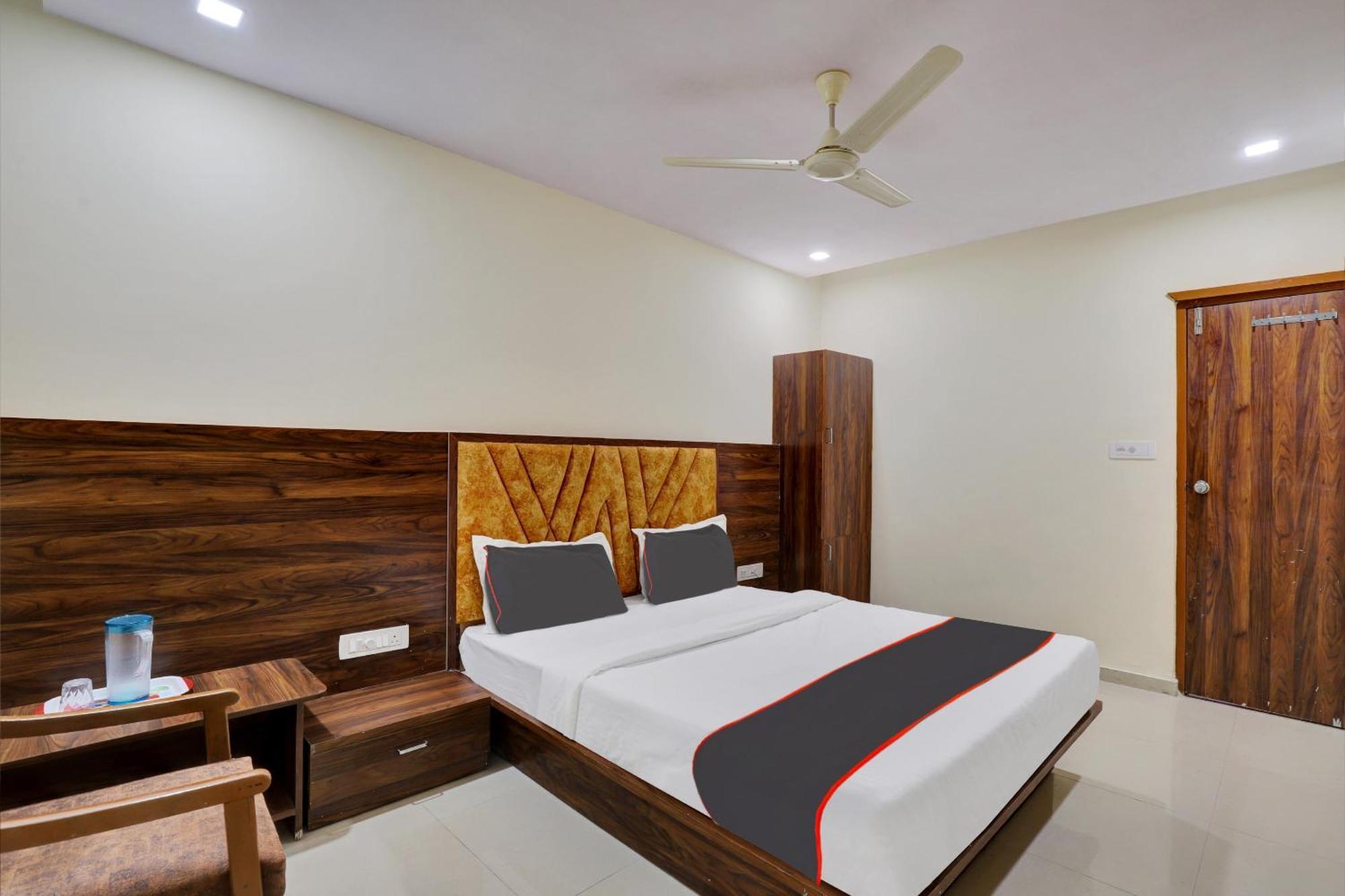 Hotel O Neelkamal アーメダバード エクステリア 写真