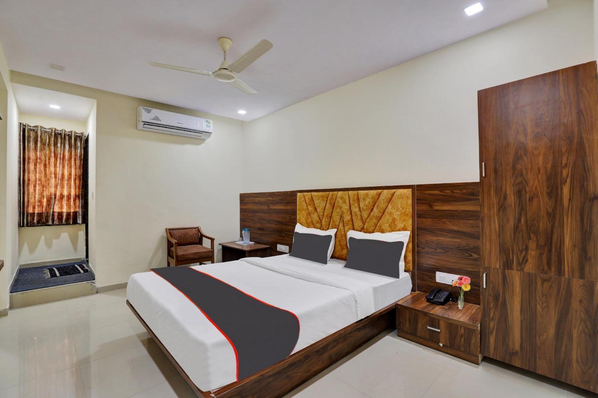 Hotel O Neelkamal アーメダバード エクステリア 写真
